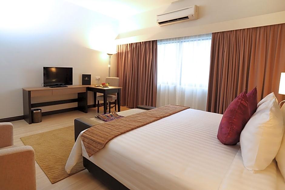 Raia Hotel & Convention Centre Terengganu Kuala Terengganu Exterior photo